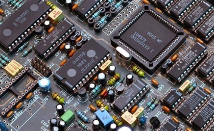 Diferencia entre microcontrolador y microprocesador
