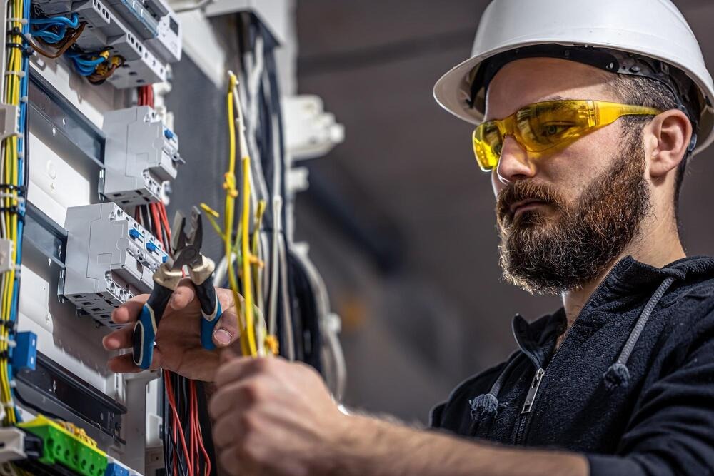 curso-de-electricidad-en-bogota